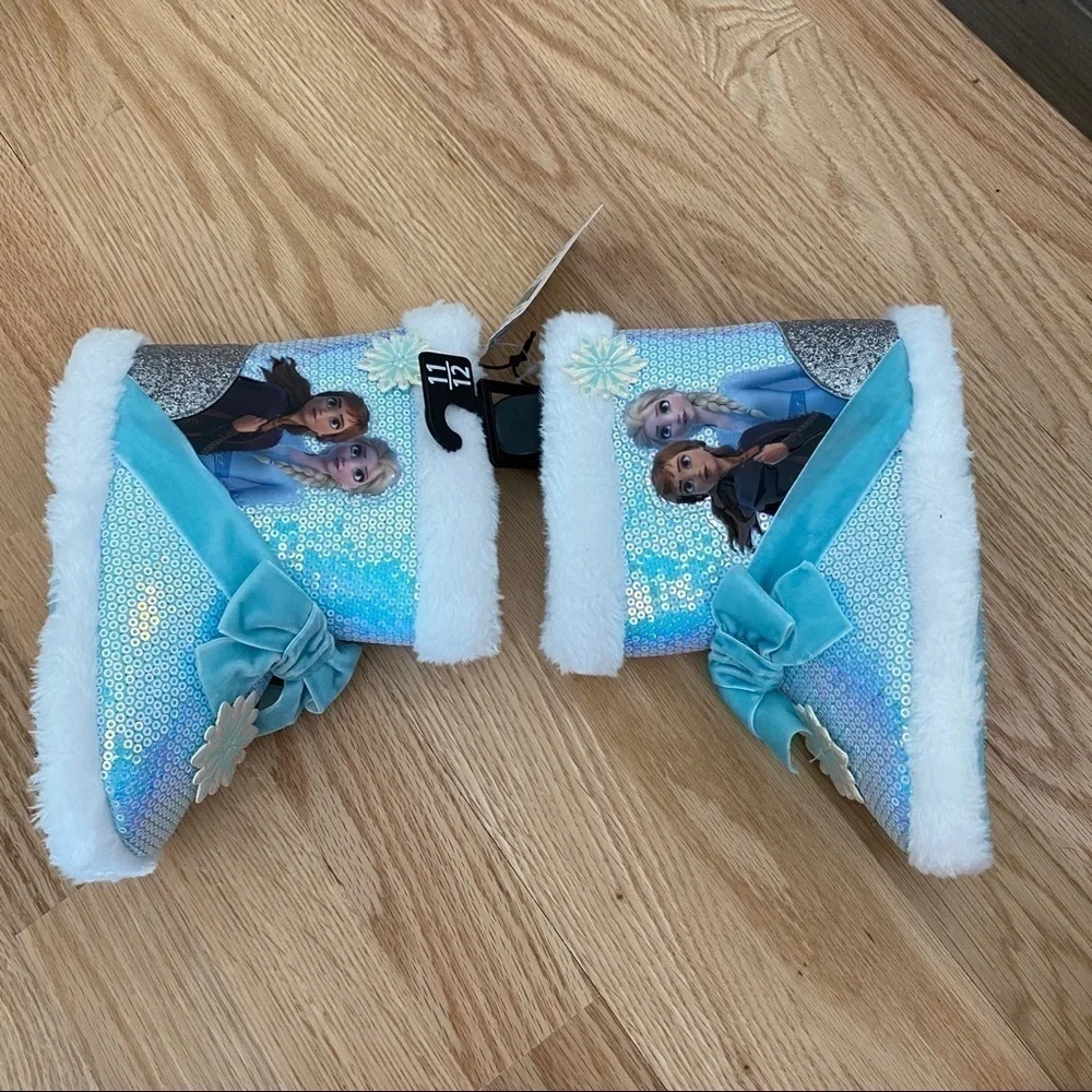Frozen Slipper Boots NWT Kids Girls 9/10 Blue Disney Elsa